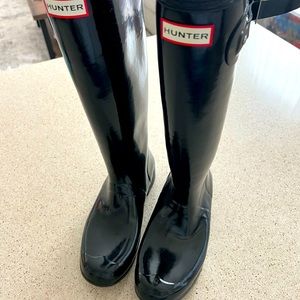 NEW Hunter Boots, Size 10 NEVER WORN